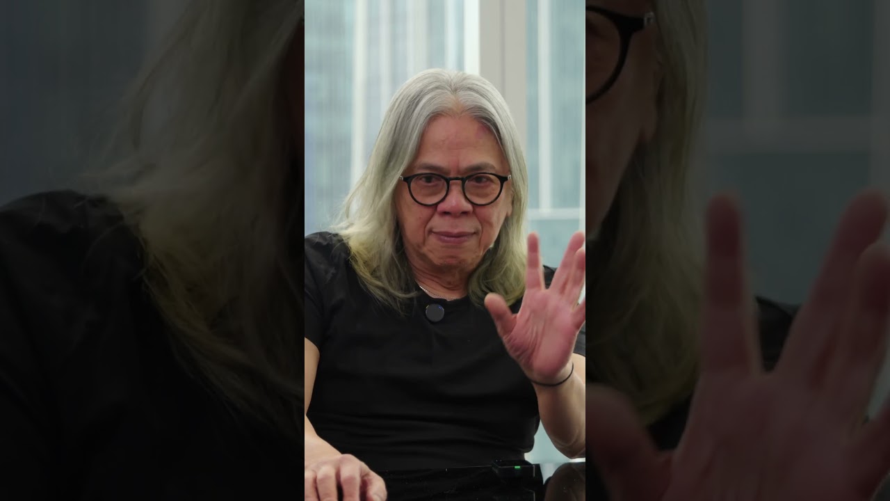 Youtube Thumbnail image of : Outlook industri humanoid menurut Pak Toto Sugiri. #investasi